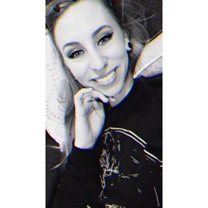 Meet your Posher, Lea